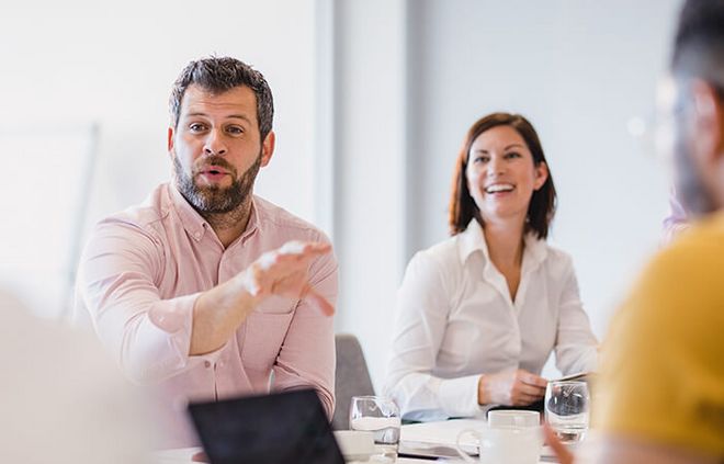 Transparenz und Entlastung mit SAP SuccessFactors Mit SAP SuccessFactors entlastet Personalabteilungen