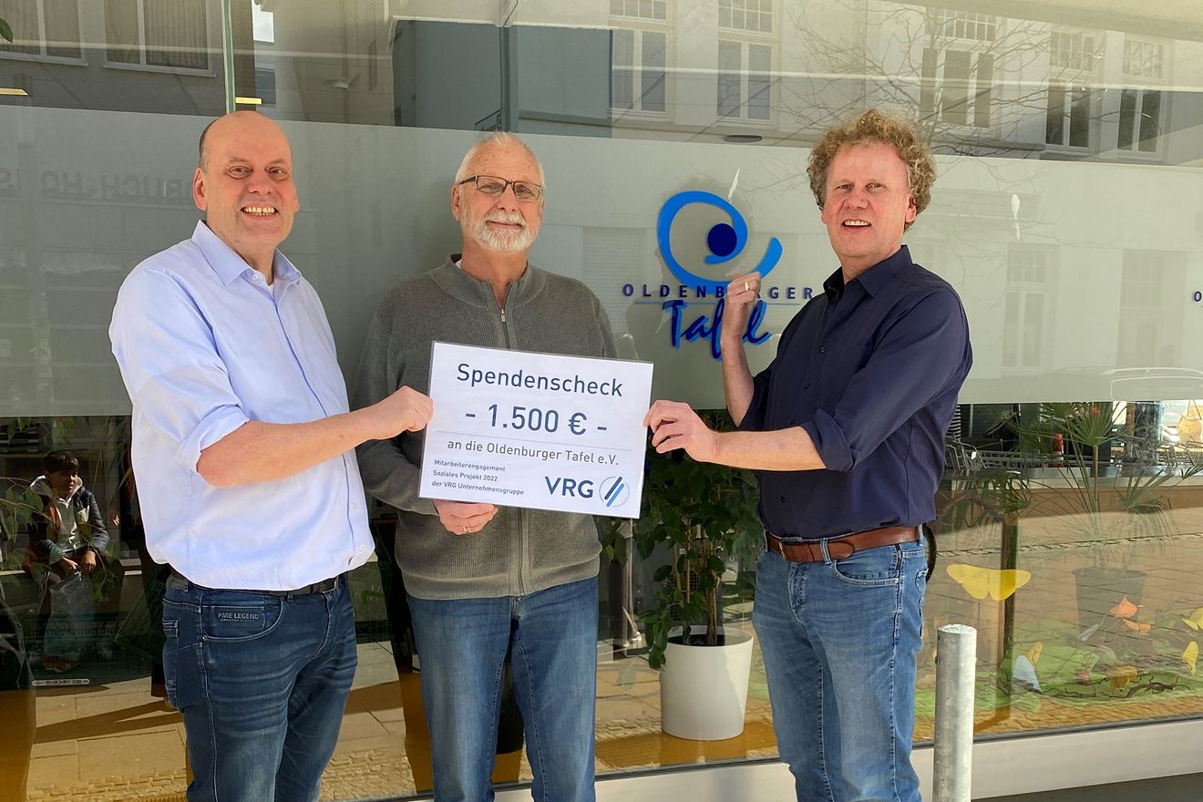 Pressemitteilung_VRG_Spendenuebergabe_Tafel_Ole_Vaihinger_Knut_Behrends_Soenke_Vaihinger_thumbnail