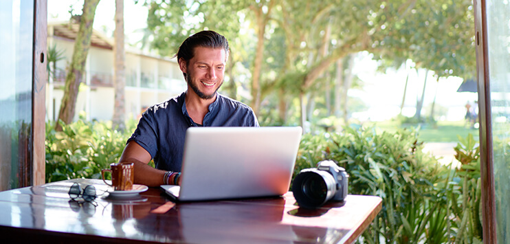 VRG HR_Blogbeitrag_Workation Workation – Arbeiten, wo andere Urlaub machen